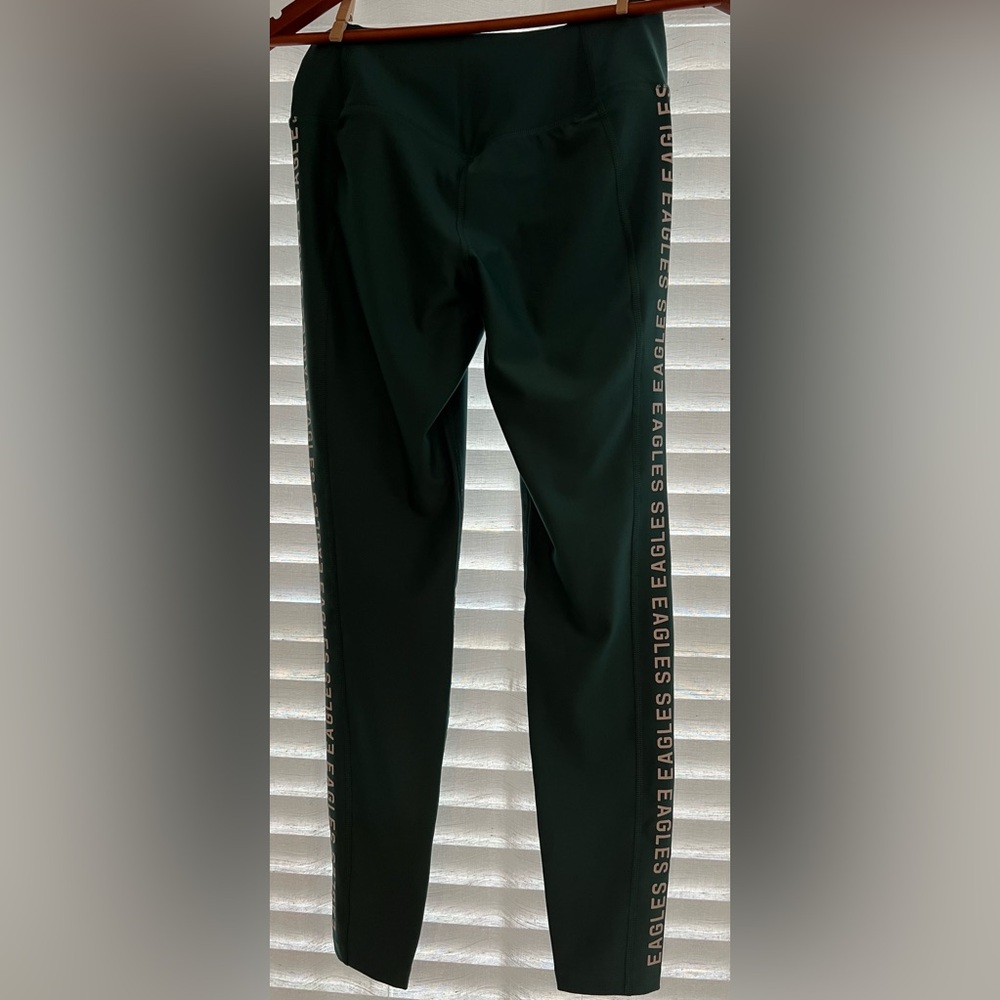 NFL Eagles women’s Nike leggings